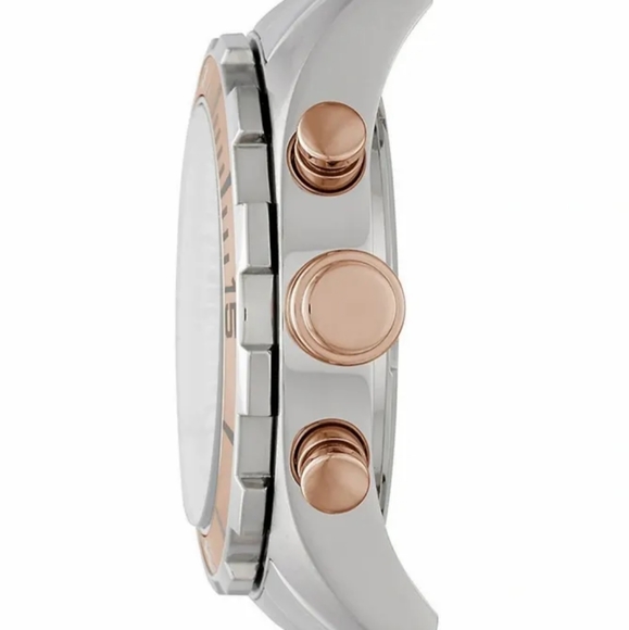 Watch - Picture 2 of 3